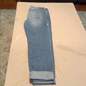 KanCan Light Blue Ankle & Cropped Jeans